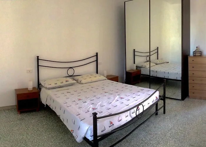 La Casa Dalle Persiane Blu