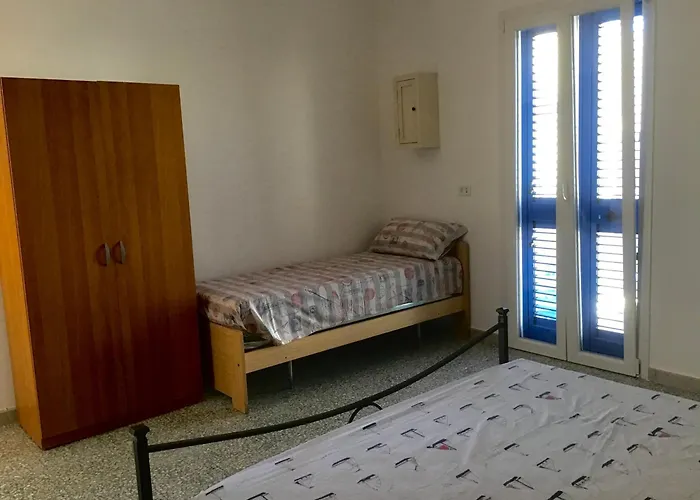 La Casa Dalle Persiane Blu Tatil Evi